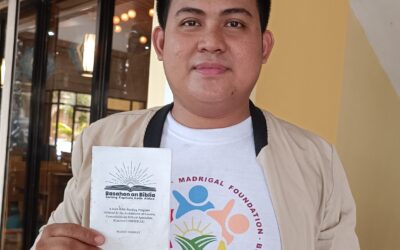 “Basahon an Bibliya: Sarong Kapitulo  Kada Aldaw”