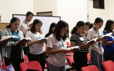 Scholars learn more about the Bible in Lenten Recollection